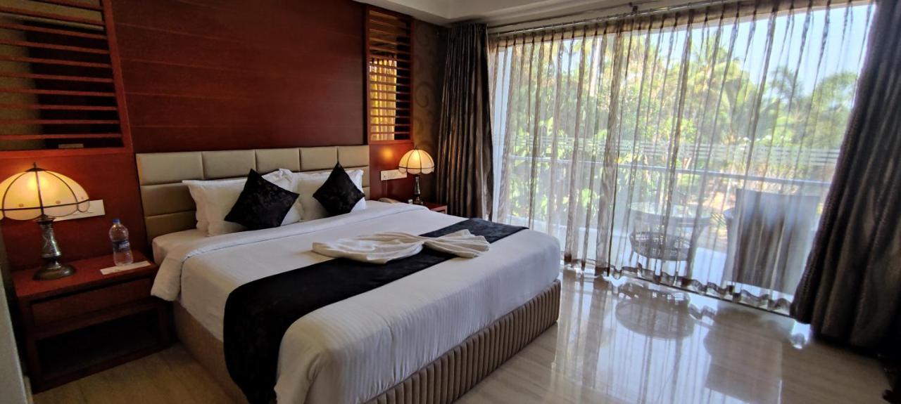 Lake Palace Trivandrum Vettutura Zewnętrze zdjęcie