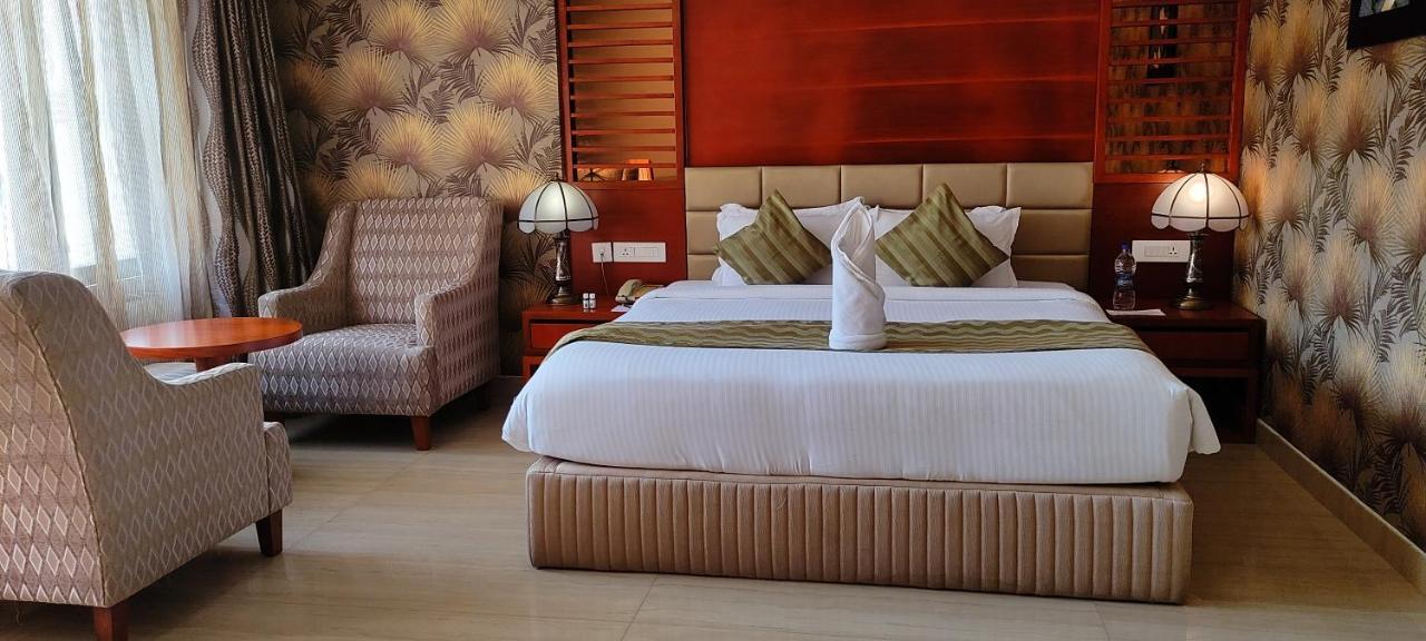 Lake Palace Trivandrum Vettutura Zewnętrze zdjęcie