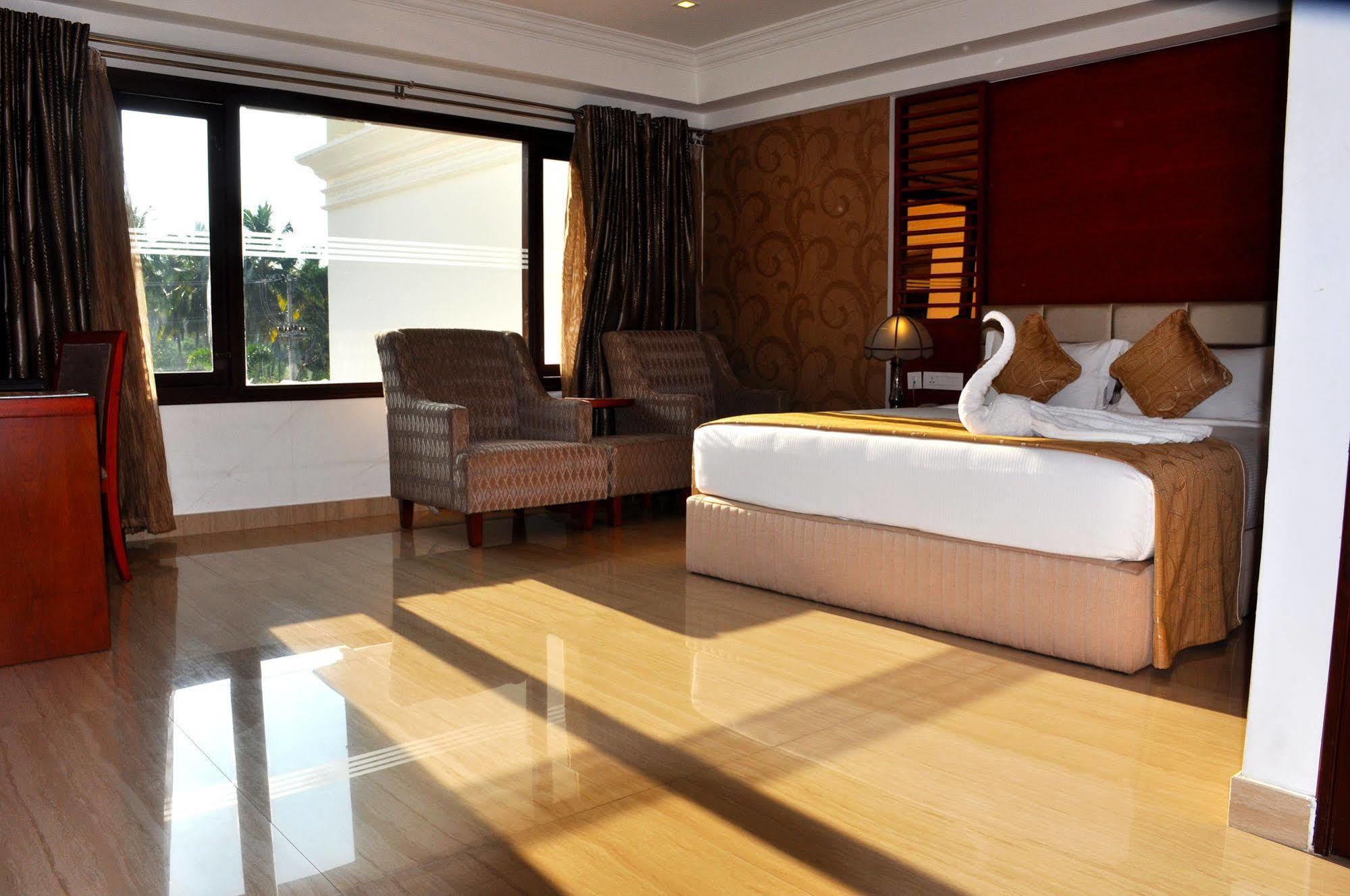 Lake Palace Trivandrum Vettutura Zewnętrze zdjęcie