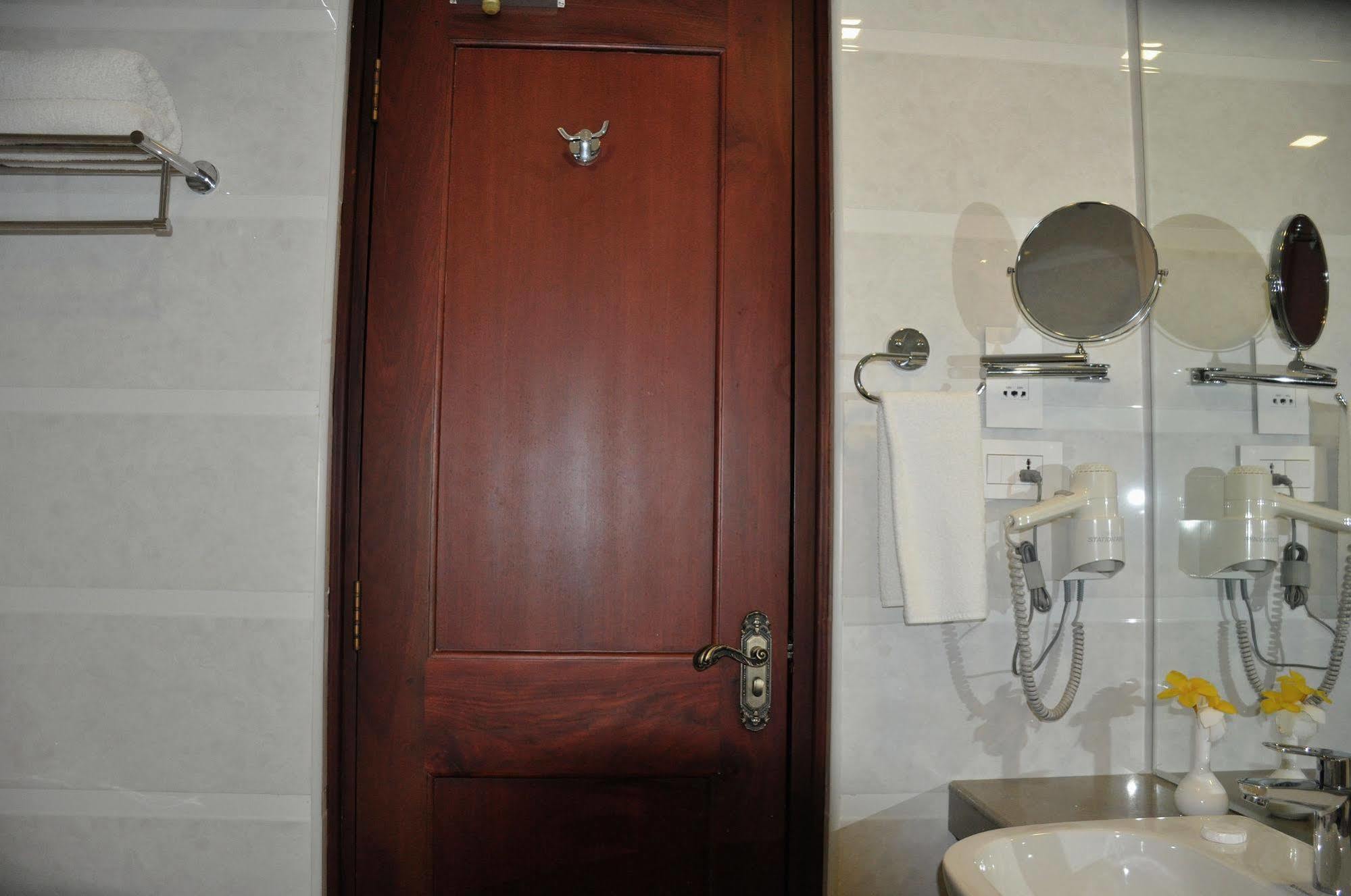 Lake Palace Trivandrum Vettutura Zewnętrze zdjęcie